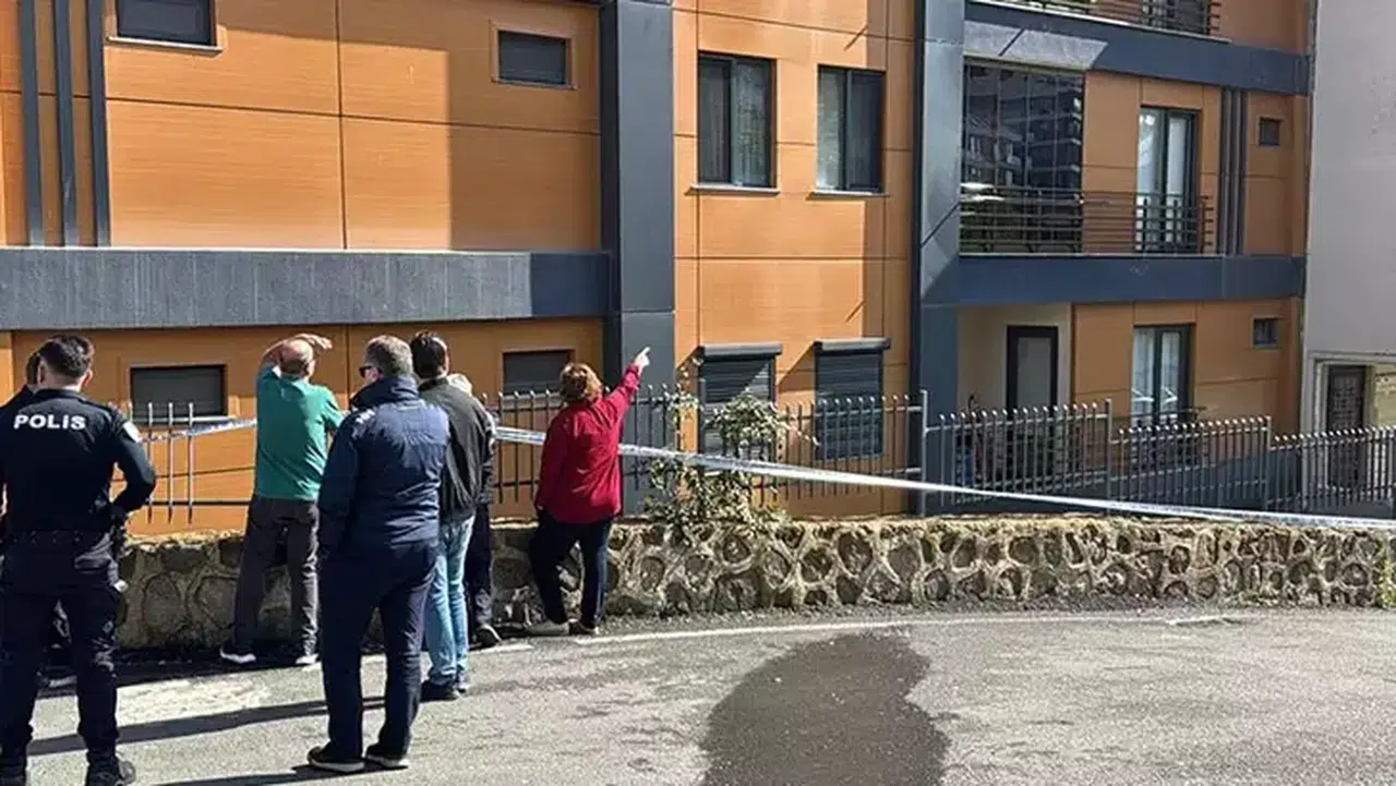 Ordu'da Zemin Kayması, İki Bina Güvenlik Nedeniyle Tahliye Edildi