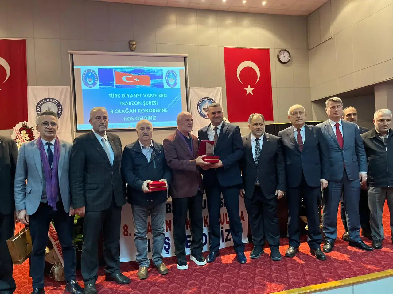 MHP'nin Trabzon'daki Sendika Desteği: Odabaşı Yeniden Başkan Seçildi