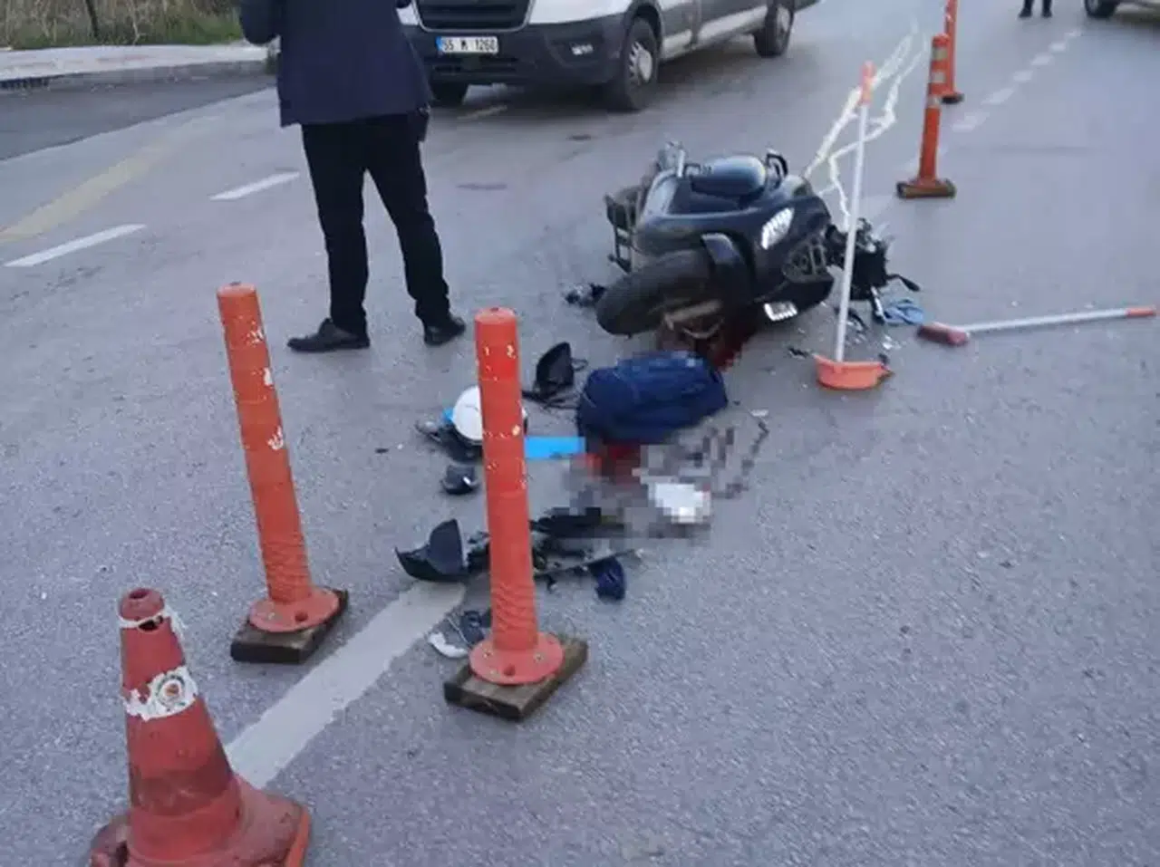 Samsun'da Korkunç Kaza: Ambulans, Motosiklete Çarpıp Kaçtı