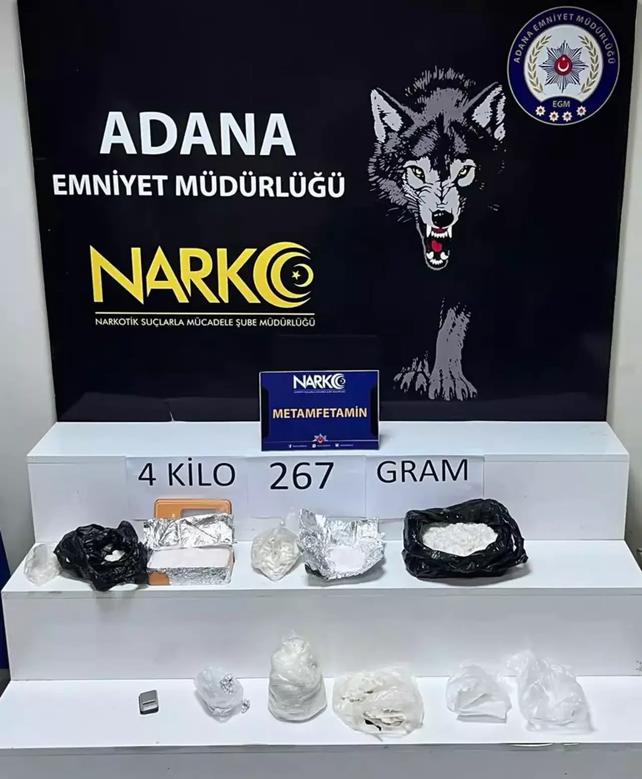 Adana'da Narkotik Operasyonu: 4.2 Kilogram Metamfetamin ve 3 Gözaltı!