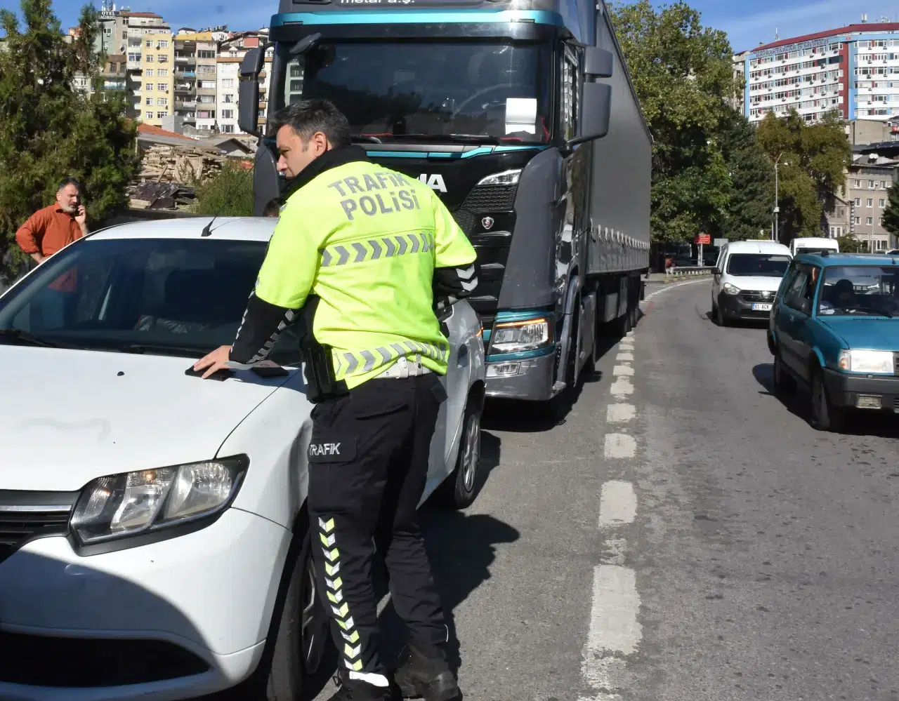 Trabzon’da Dört Araçlı Zincirleme Kaza Meydana Geldi