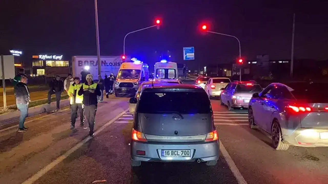 İnegöl'de Zincirleme Trafik Kazası Gerçekleşti: 5 Kişi Yaralandı!