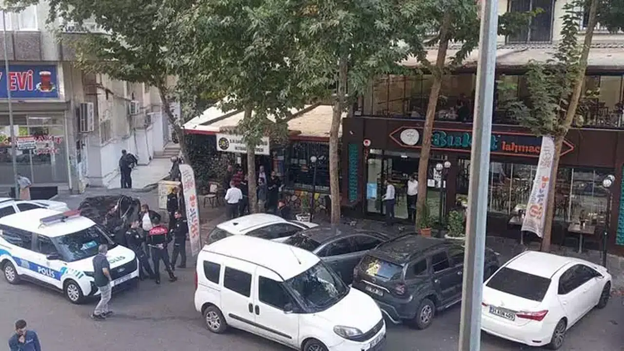 Diyarbakır'da Sanat Derneği'ne Silahlı Saldırı Gerçekleşti!