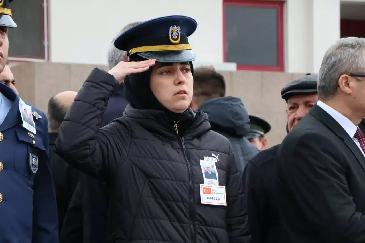 Sınırda Düşen Uçağın Şehidi Emre Altıok, Samsun'da Dualarla Uğurlandı