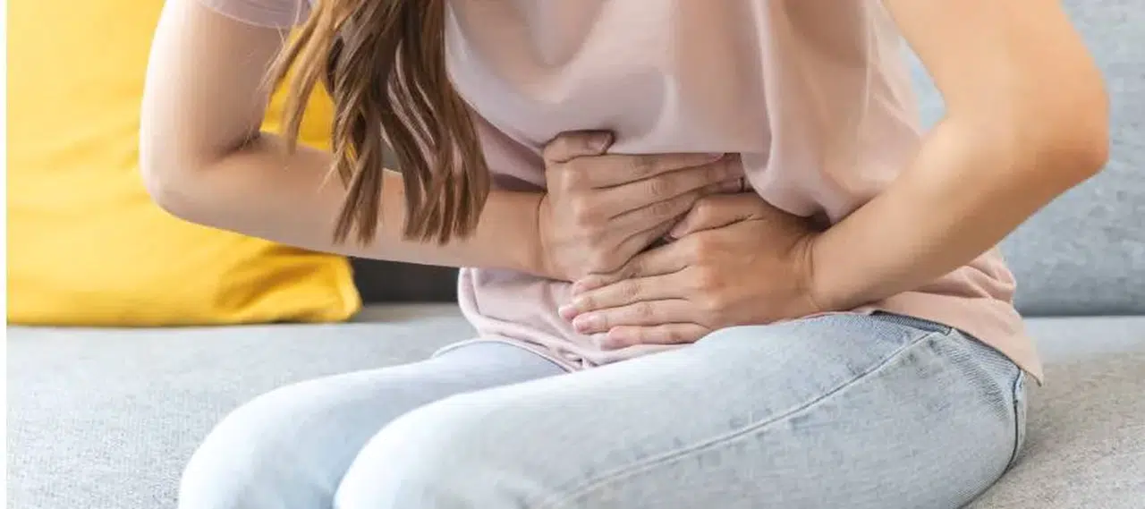 Muğla'da Tavuk Yemekten Zehirlenen Üç Kardeşten Biri Hayatını Kaybetti