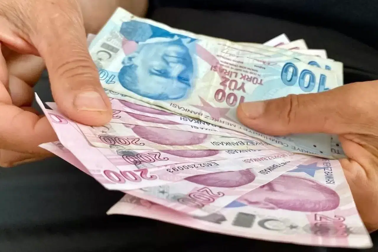 Ocak 2024'te Emeklilere ve Memurlara Yüzde 13,3 Zam Müjdesi!
