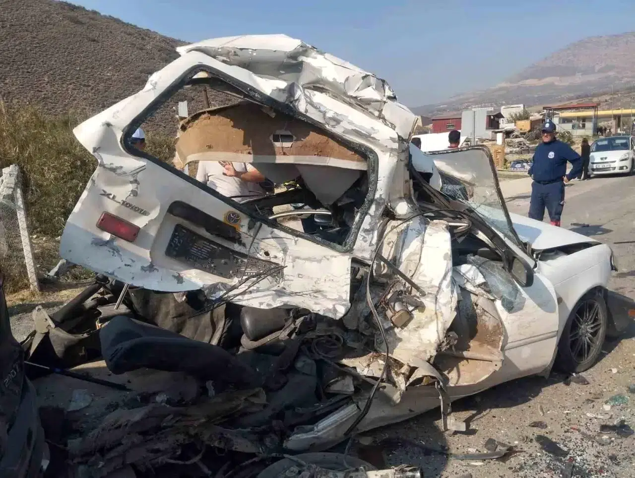 Hatay'da Tır Kazası: 5 Yaralı, Durum Ciddiyetini Koruyor!