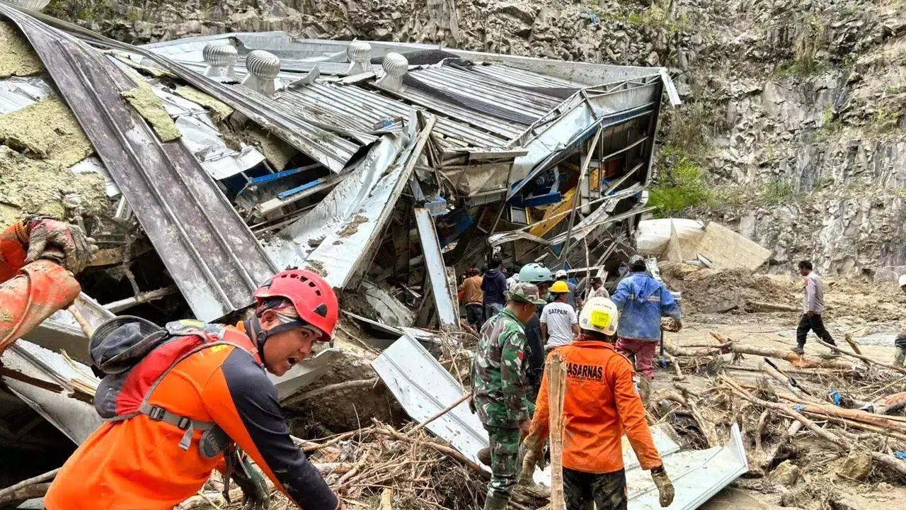 Sumatra'daki Felakette 174 Can Kaybı, Yeni Gelişmelerle Gündemde!