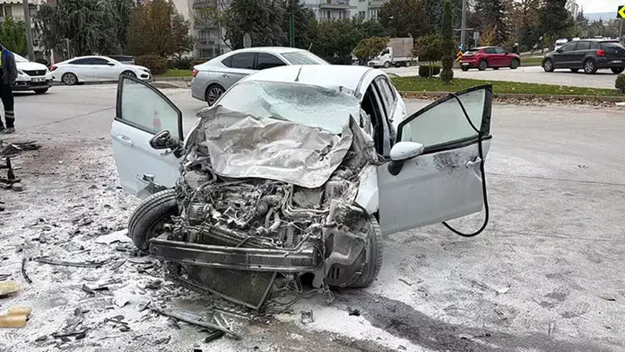 Eskişehir'de Trajik Kaza: Dernek Başkanı Karaoğlanlı Hayatını Kaybetti
