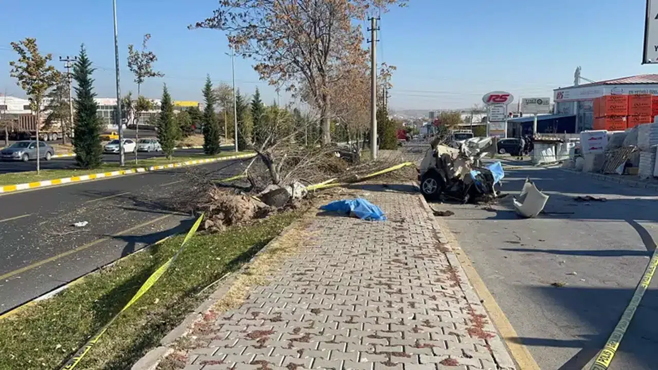 Nevşehir'de Feci Trafik Kazası: İki Can Kaybı, Bir Yaralı!