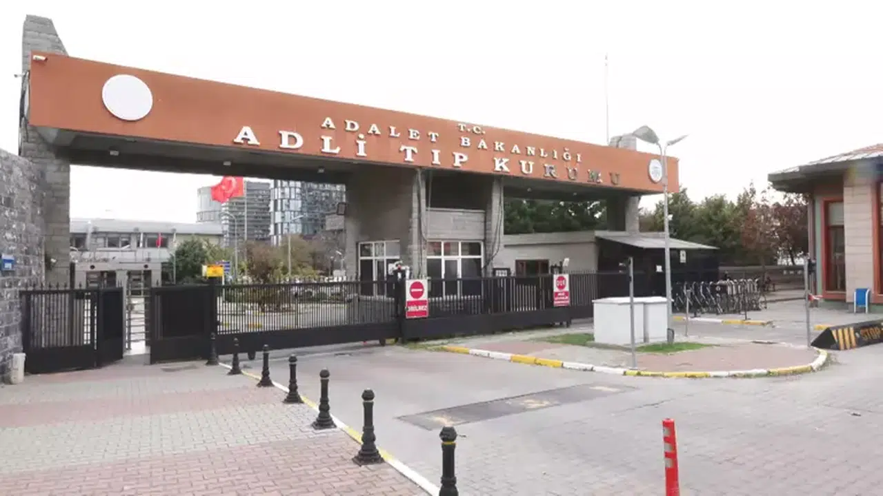 İstanbul'da Böcek Ailesinin Ölümü: Fosfin Maddesi Otelde Bulundu