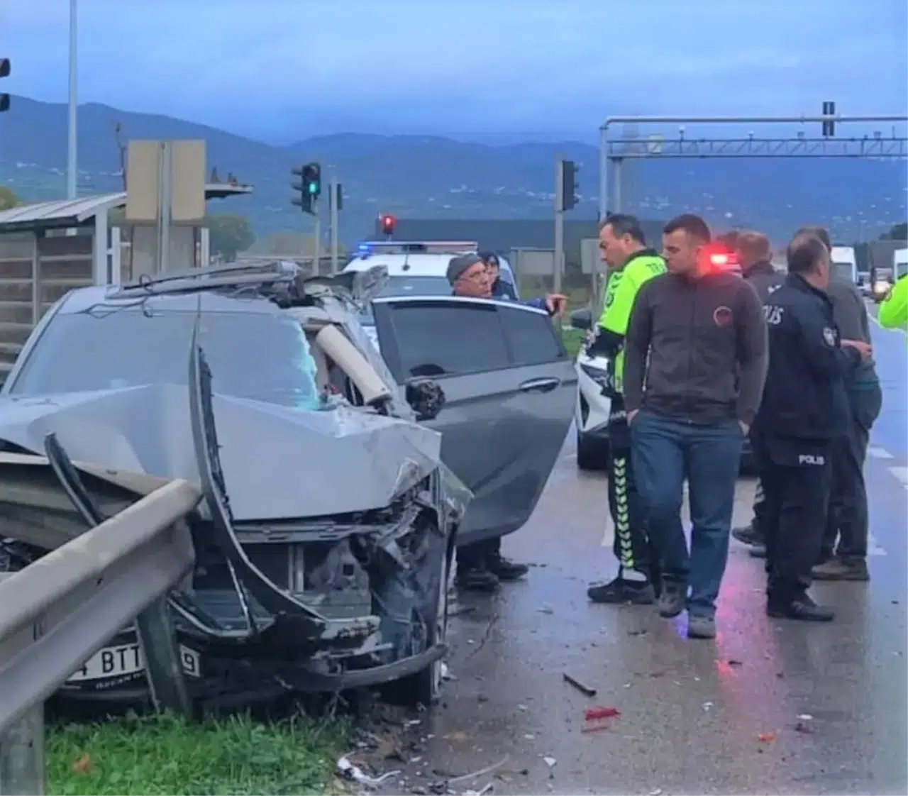 Samsun'daki Trafik Kazasında Üç Yaralı: Kaza Anı Korkuttu!