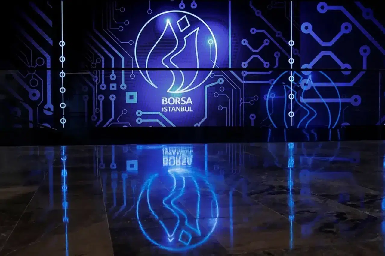 BIST 100'de Sert Düşüş: Siyasi Belirsizlikler Ekonomiyi Sarsıyor
