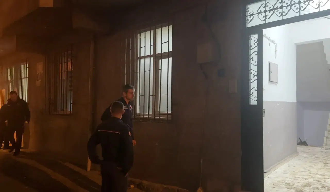 Samsun'da Yangın: Kedisini Kurtaran Kızın Gözyaşları Duygulandırdı