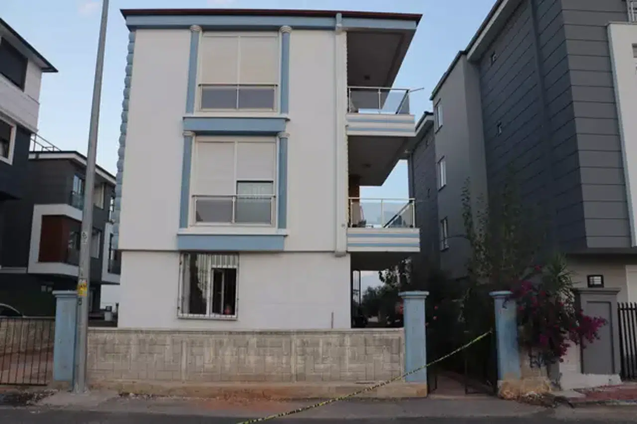 Polis Memurunun Ailesini Vurması Antalya'yı İkiye Böldü: Toplum Şokta