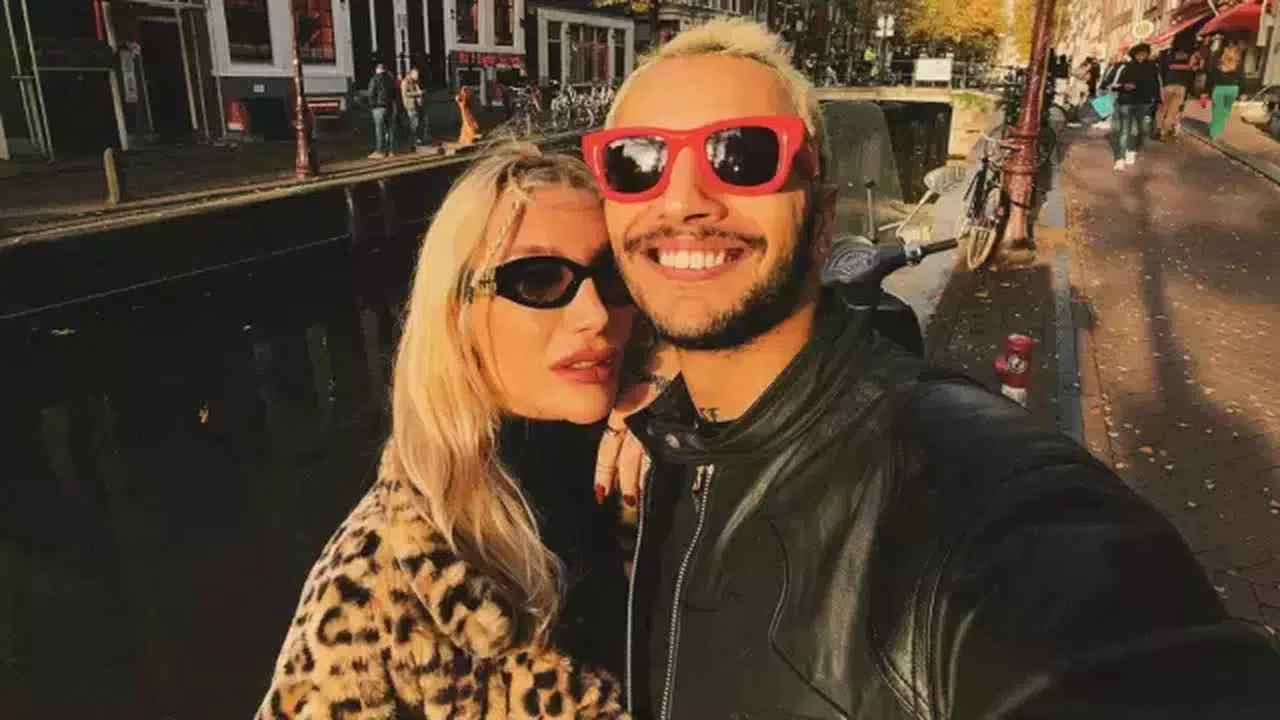 İrem Derici veİrem Derici 'nun İlişkisi Sosyal Medyada Kriz Yaşadı