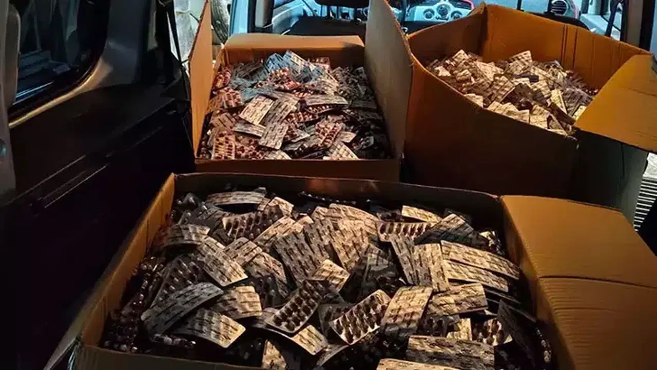 Balıkesir'de Uyuşturucu Operasyonunda 95 Bin Hap Ele Geçirildi