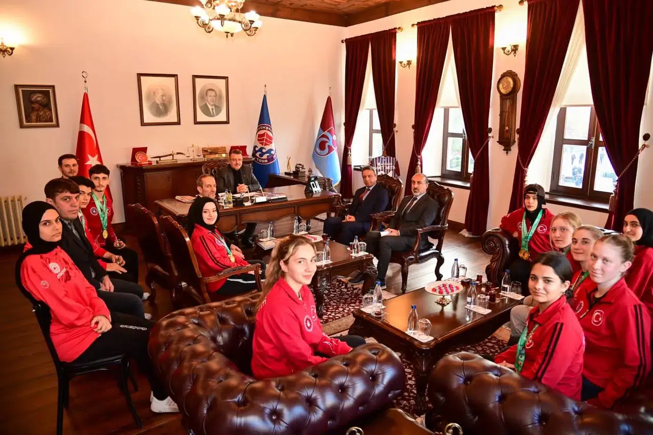 Trabzon, Dünya Kung Fu Şampiyonası'nda Türkiye'yi Zafere Taşıdı!