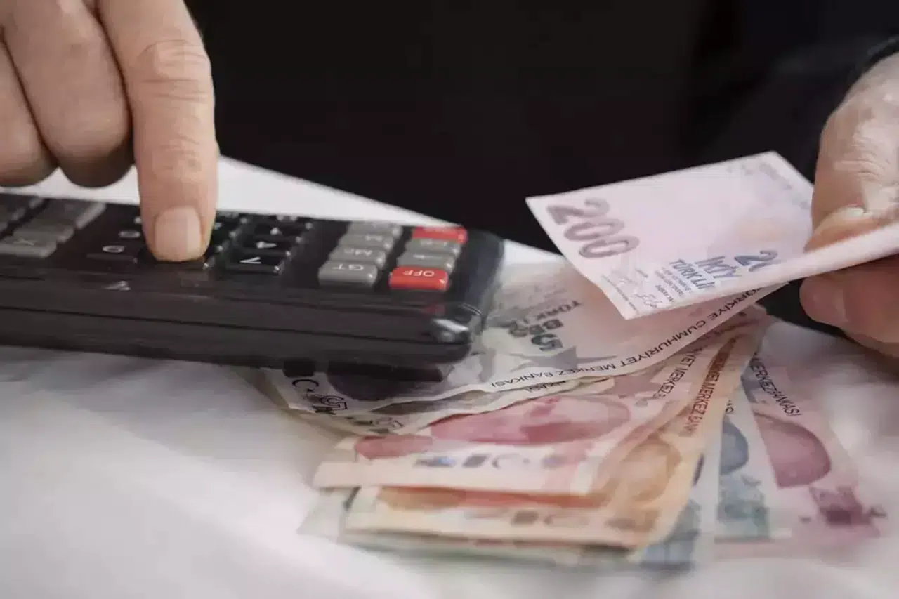 Ocak Ayında Memur ve Emeklilere Yüzde 17,56'lık Zam Müjdesi!