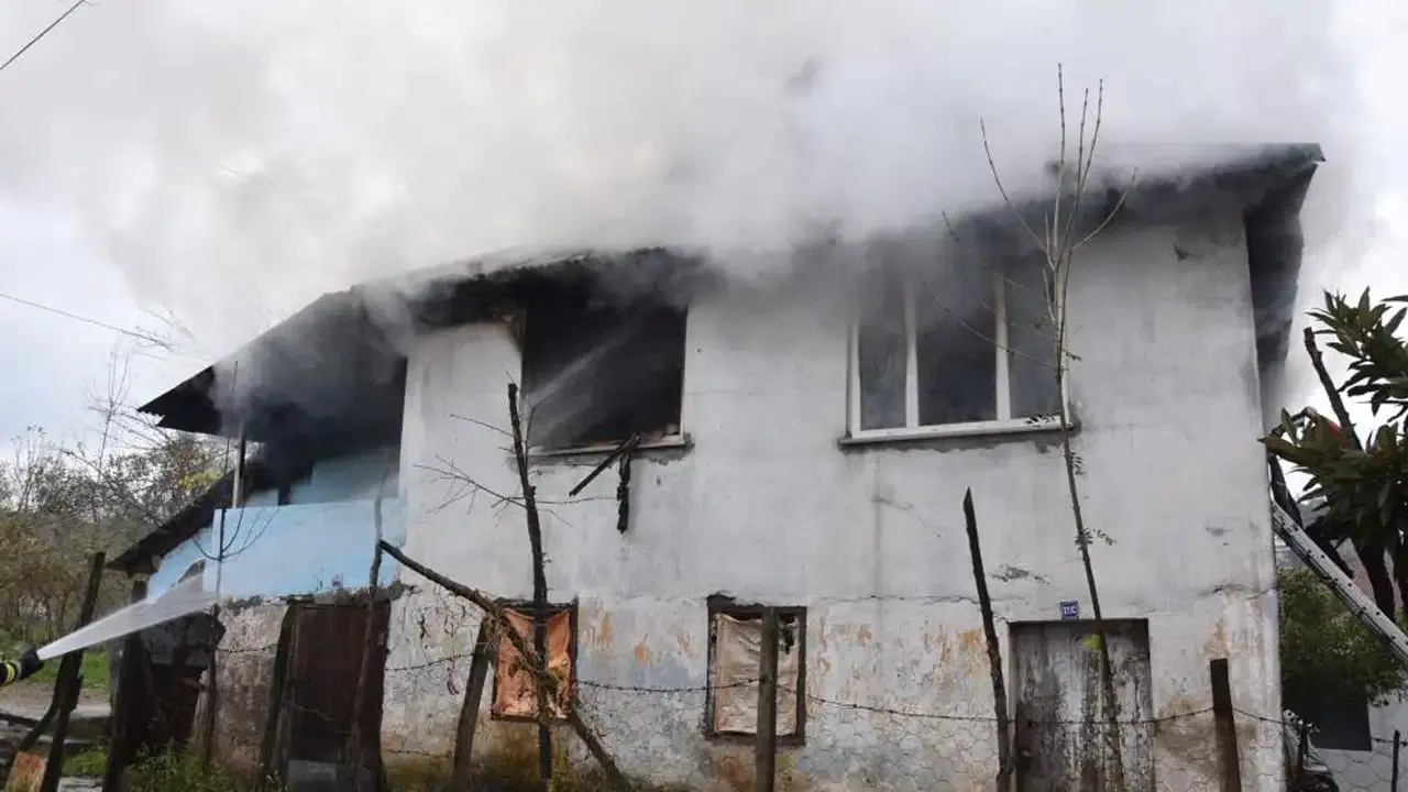Giresun'da Yangında 83 Yaşındaki Adam Hayatını Kaybetti