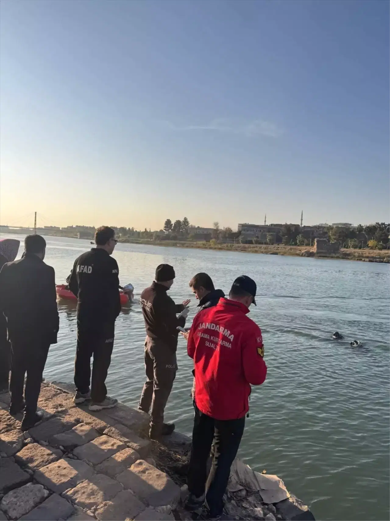 Cizre'de Kaybolan 10 Yaşındaki Ahmet E.'nin Nehirdeki Cesedi Bulundu