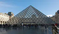 Louvre Müzesi'nde Ulaşılamaz Olan Tarihi Eserler Hedef Alındı!
