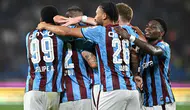 Trabzonspor ve Beşiktaş, Kritik Derbide Sahaya Çıkıyor!