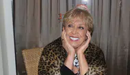 Usta Şarkıcı Tülay Özer, 79 Yaşında Hayatını Kaybetti
