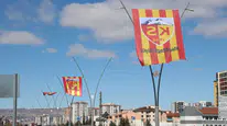 Kayserisporlu Taraftarlar, Şehri Kırmızı-Sarı Renklerle Donattı!