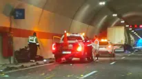 Yeni Zigana Tüneli'nde TIR ve Tanker Çarpıştı, Yol Tehlike Altında!