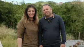 Yomra'da restoranın tostunu yiyen çift gıda zehirlenmesi geçirdi