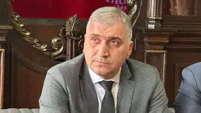 Trabzon'da Siyasi Gerilim Yükseliyor: Batmaz ve Hisoğlu Atışıyor!