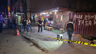 Adana'da Çay Ocağına Yapılan Silahlı Saldırıda Saldırgan Ele Geçirildi