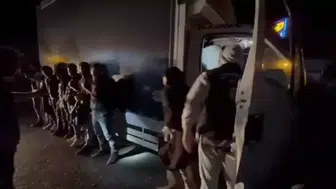 Hatay'da 38 Kaçak Göçmen Yakalandı, İki Organizatör Tutuklandı