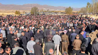 Van'da Tankerle Çarpışan Otomobilde 3 Kişi Hayatını Kaybetti