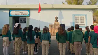 Uzak Şehir'den 10 Kasım'ı Anma: Duygusal Sahneyle İzleyiciler Coştu