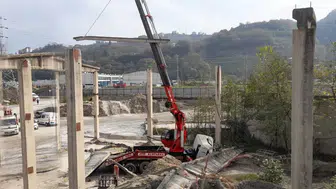 Trabzon Araklı’da İş Kazası: Halatlar Koptu, 2 İşçi Yaralandı