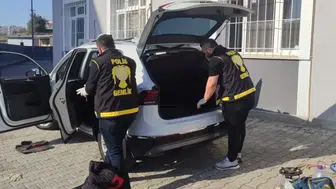 Gemlik'te Uyuşturucu Operasyonu: 5 Bin 526 Hap Ele Geçirildi