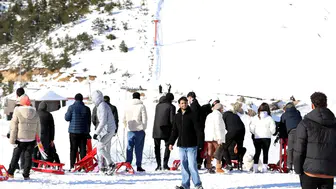 Zigana Dağı'nda Kayak Severler, Kışın Eğlencesine Doydu!