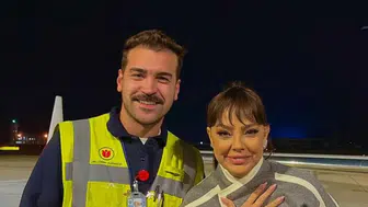Ebru Gündeş, Havalimanında Hayranıyla Anlık Samimiyet Yaşadı!