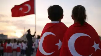 Trabzon'da 23 Nisan Kutlamalarını Yağmur Gölgede Bıraktı!