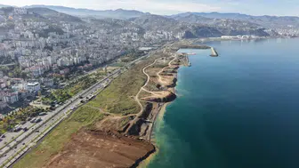 Trabzon'da Uzunkum Dolgu Projesi Heyelan Tehditini Tırmandırıyor