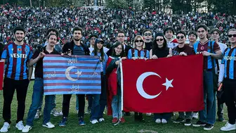 ODTÜ'de Bayrak Açan Öğrencilere Saldırıya Karşı Protestolar Büyüyor