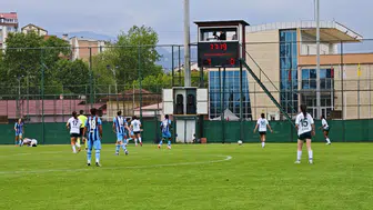 Trabzonspor Kadın Futbol Takımı, Giresun'u 10-0 Mağlup Etti!