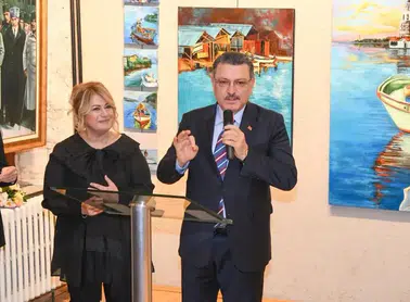 Genç Başkan'dan Trabzon'da Sanata Dikkat Çeken Destek