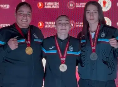 Trabzonsporlu Boksörler Büyük Kadınlar Şampiyonası'nda Madalya Kazandı