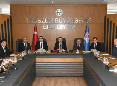 Trabzon'da Yeni Dolmuş Düzenlemesiyle Meydan Trafiği Rahatlayacak