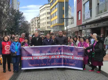 Trabzon'da Emek ve Demokrasi Platformu'ndan ABD-İsrail Protestosu