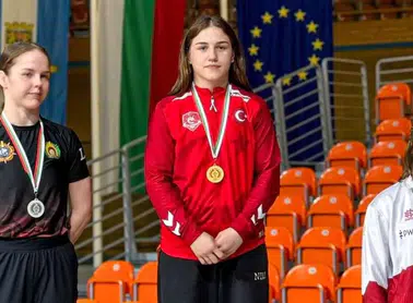 Beyzanur Akkuş, Bulgaristan'da Altın Madalya Kazandı