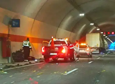 Yeni Zigana Tüneli'nde TIR ve Tanker Çarpıştı, Yol Tehlike Altında!